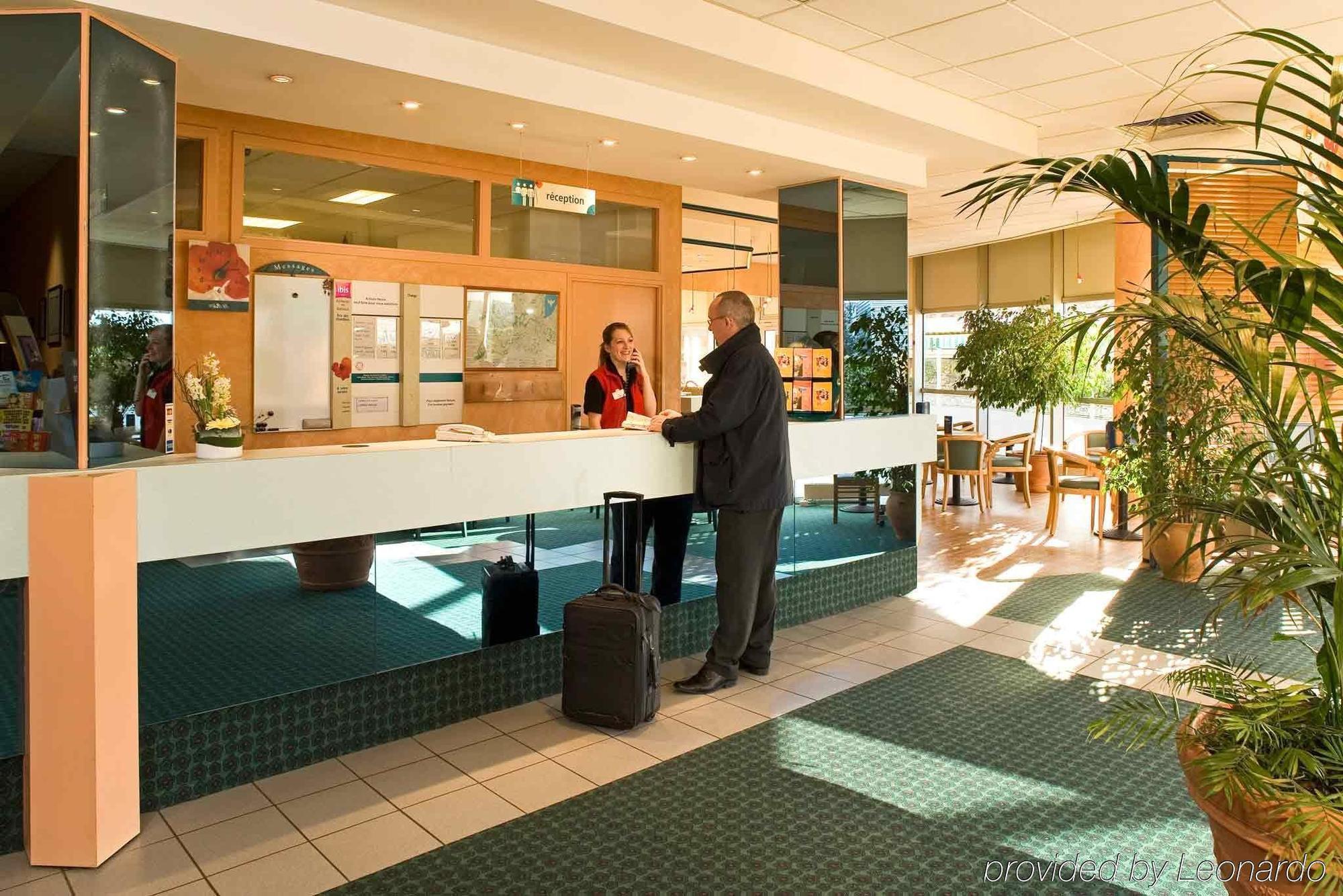 Ibis Archamps Porte De Geneve エクステリア 写真