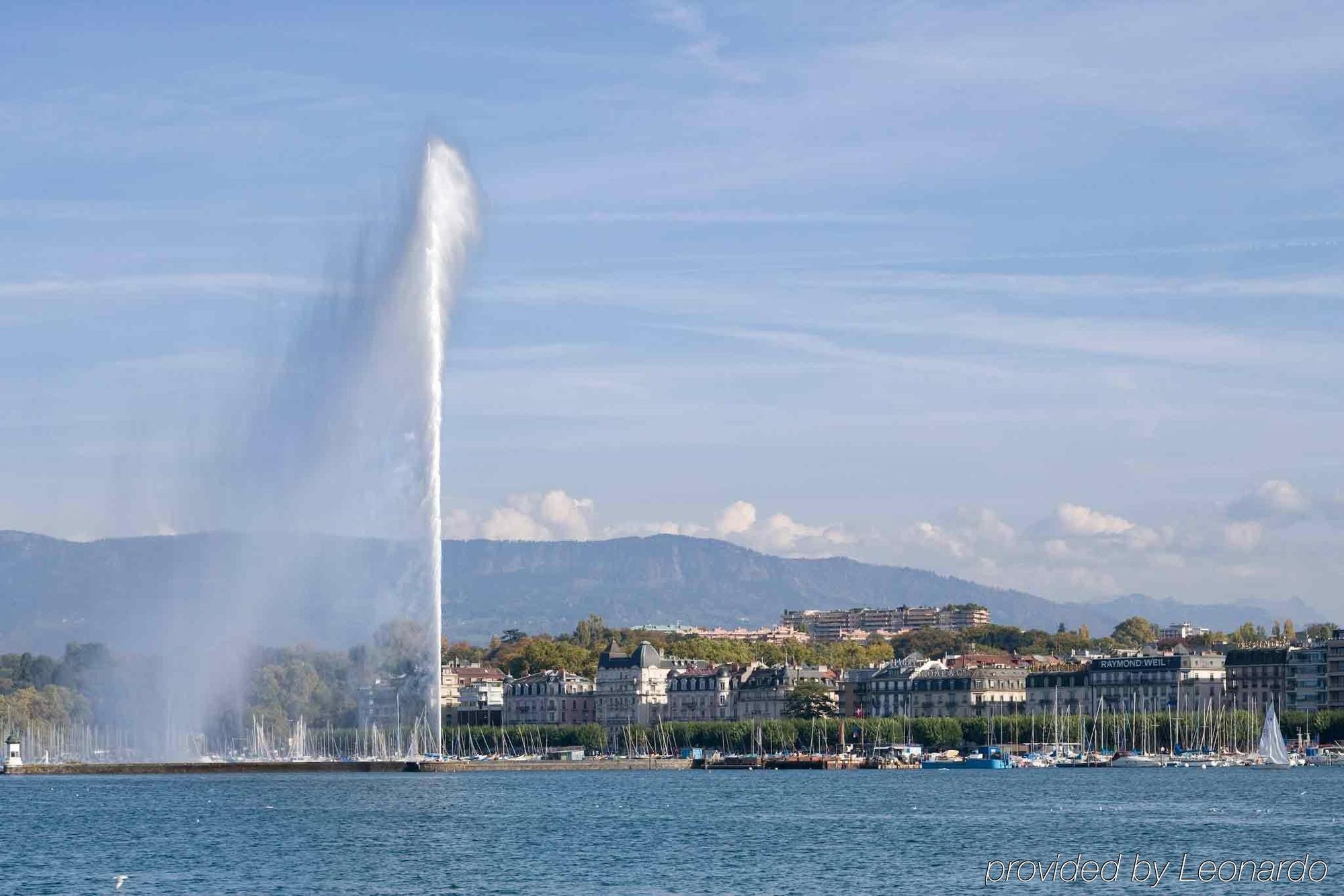 Ibis Archamps Porte De Geneve エクステリア 写真